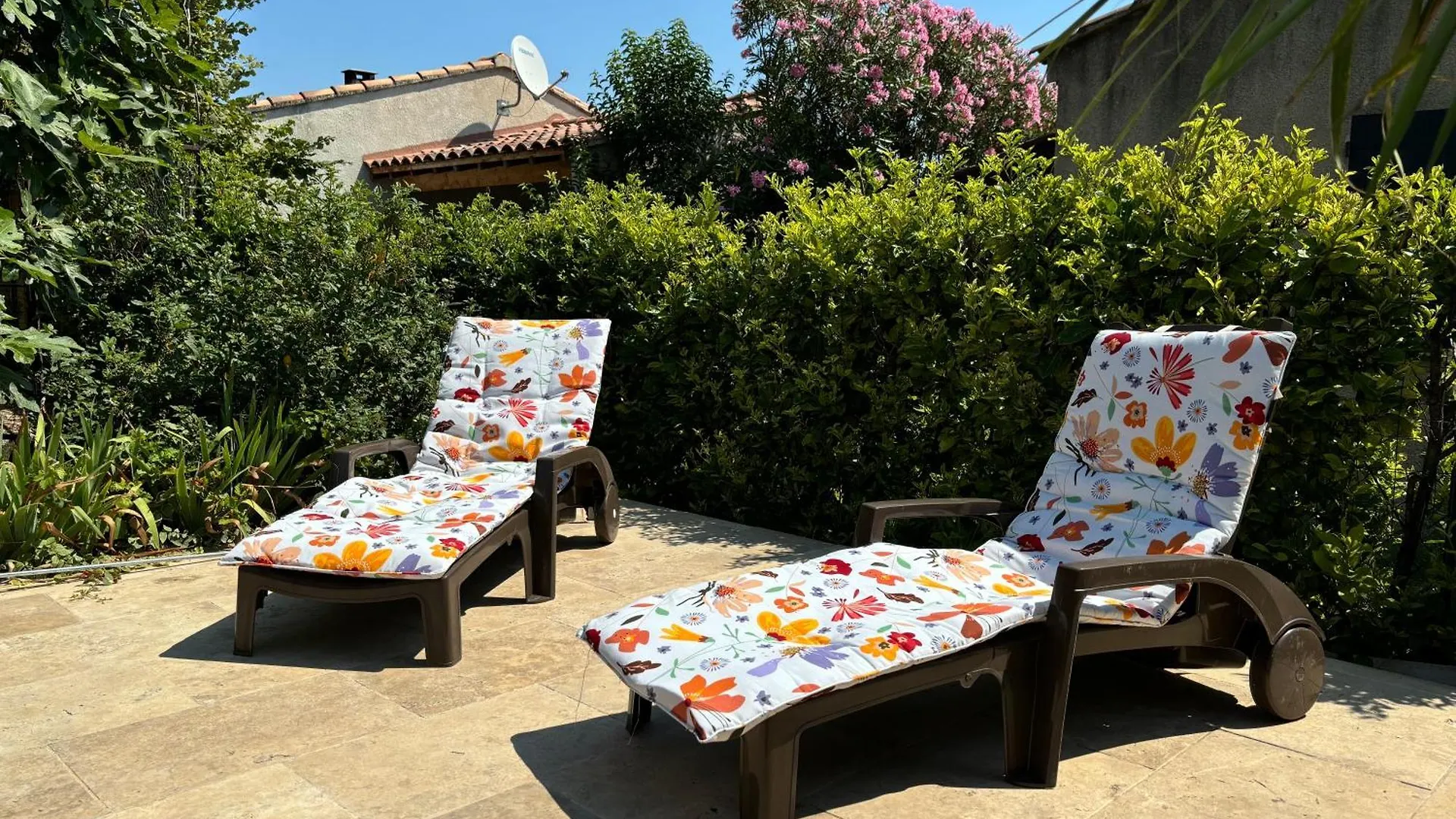 Bed and Breakfast La Cassiopee à Caromb