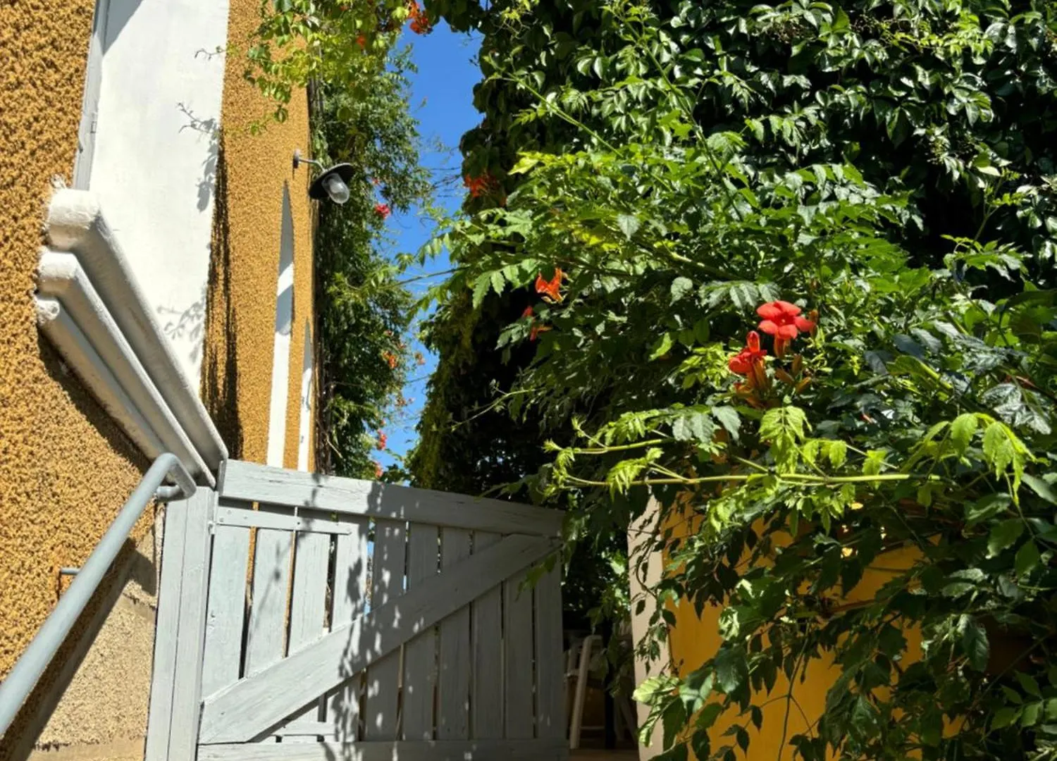 La Cassiopee Bed & Breakfast Caromb